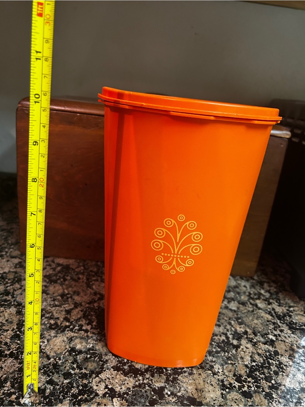 Nice Vintage Tupperware Bright Orange Tall Plastic Tumbler